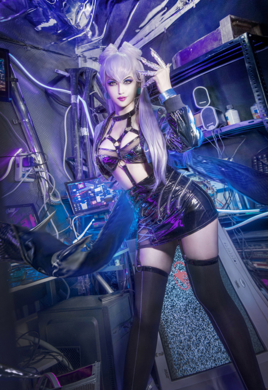 英雄联盟 寡妇制造者伊芙琳cosplay 最新最热Cosplay旗袍丝袜诱惑美女古装套图